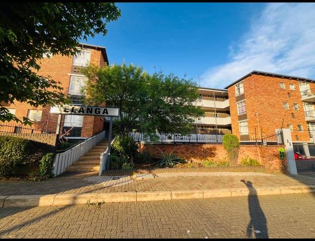 2 BEDROOM APARTMENT FOR SALE IN MARLANDS